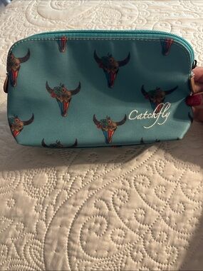 Catchfly Teal Skull Print Cosmetic Bag
